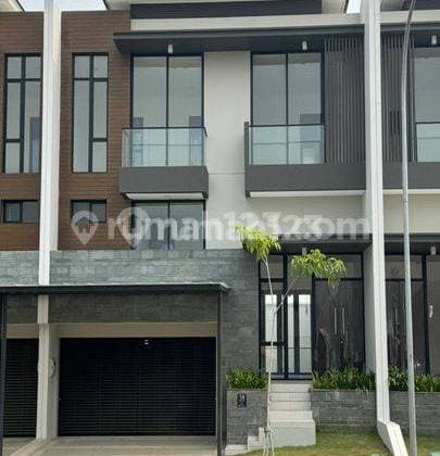 Rumah Bagus di Cluster Pantai Bukit Villa Pik2 Jakarta Utara