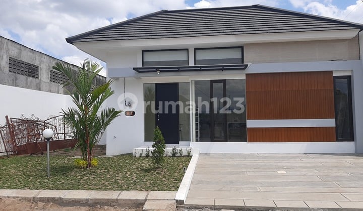 Taman Lavender Parangtritis Residence