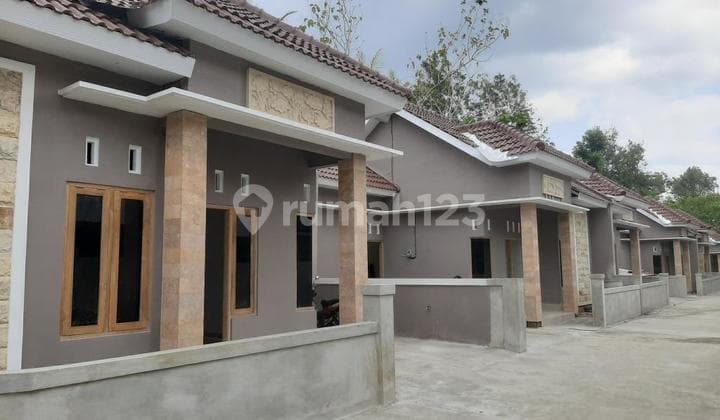 Rumah Baru Selatan Godean Yogyakarta