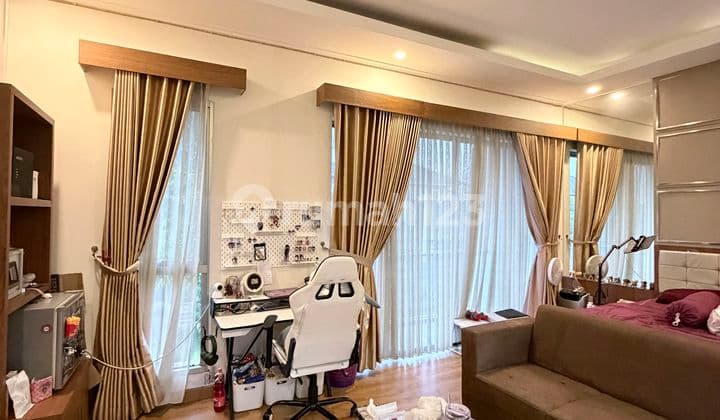 Rumah Full Furnish Golf Island Pik Rapih dan Siap Huni