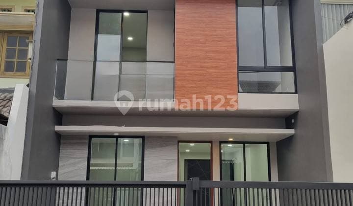 For Sale Rumah Baru Sangat Strategis di Babatan Pantai Surabaya Bw 277