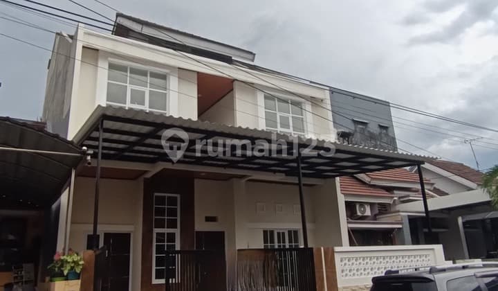 For Sale Rumah Cantik Minimalis Modern di Ketintang Surabaya Kota Taz 32