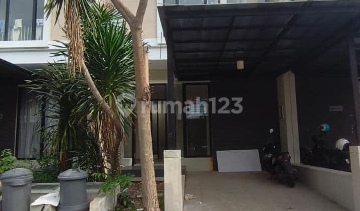 Disewakan Rumah Siap Pakai Strategis di Northwest Hill Surabaya Kota Ma 446