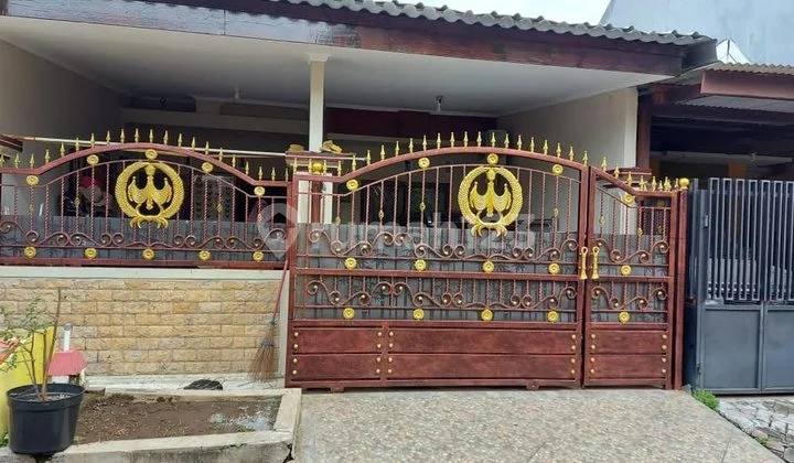 For Sale Move-In Ready House in Griya Pesona Asri Surabaya City Aa 31 For Sale Move-In Ready House in Griya Pesona Asri Surabaya City Aa 31