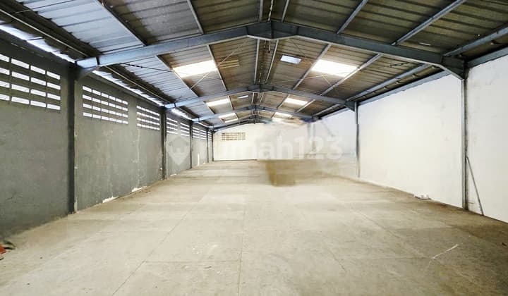 Gudang Kapuk Kencana, Murah, 1100 M2, Office Kantor, Dekat Tol, Siap Pakai