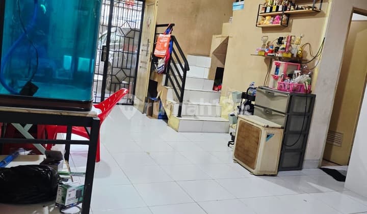 Rumah Kompleks Kft Nempel Taman Palem, Murah, 4.5X20, Hadap Timur, Dekat Mal Green Sedayu, SHM