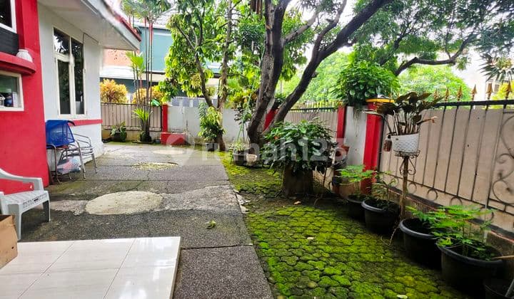 Metro Permata Hook House, Cheap Below Market Price, 193 M2, Good Condition, Southwest Facing, Wide Road, Near Toll Road