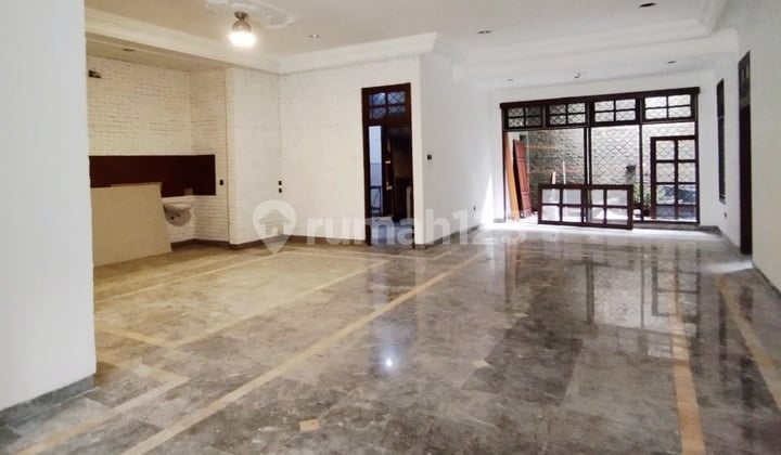 Rumah Permata Buana, Murah, 640 M2, Plong, Rapi, Dekat Tol, Mal, Sekolah, Kuliner