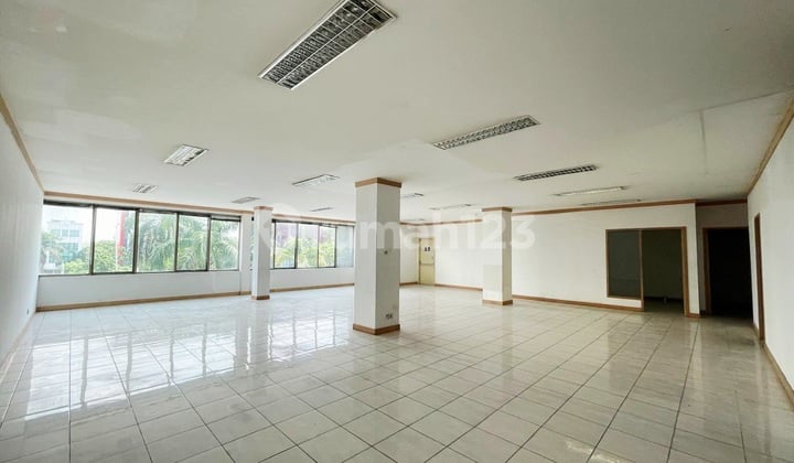 Ruko Gandeng Puri Kencana, Murah, 3 Ruko, 680 M2, Plong, Parkir Luas, Dekat Tol