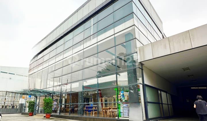 Gedung Komersial Eks Showroom Mobil Cbd Alam Sutera, Lokasi Premium, Traffic Ramai, Dekat Kuliner, Universitas, Perkantoran