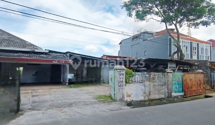 Rumah Tua Hitung Tanah Di Palmerah, Dekat Binus, Murah, 1187 M2, Zona C1