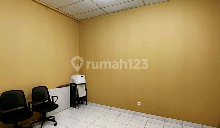 Ruko Puri Kencana, Puri Indah, Murah, 3 Lantai, Rapi, Hadap Utara, Cocok Kantor, Klinik, Kursus, Dekat Tol, Mal, Pasar