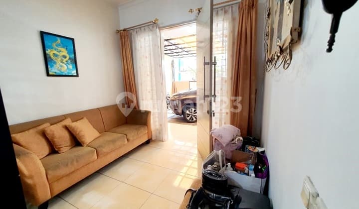 Puri Media House, Puri Indah, 144 M2, East Facing, Eligible for Mortgage