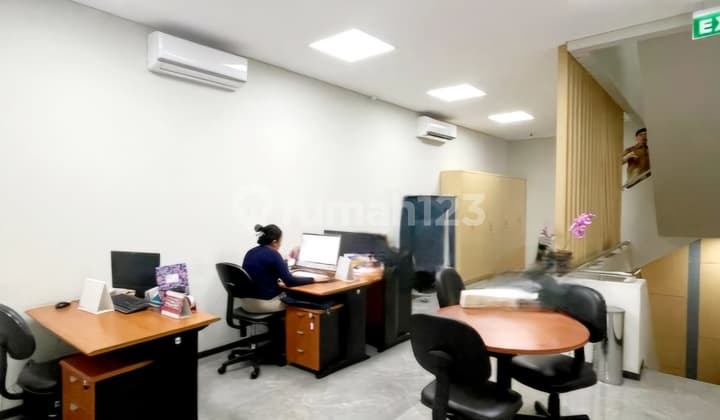 Ruko Puri Kencana, Dekat Mal Puri, Tol Kebon Jeruk, Intercon, Meruya, Bagus, Rapi, Murah, Lokasi Mantap