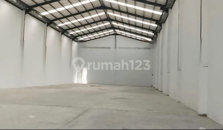 Gudang Laksana Business Park, Cheap, Good, South Facing, 930 M2, Ready to Use