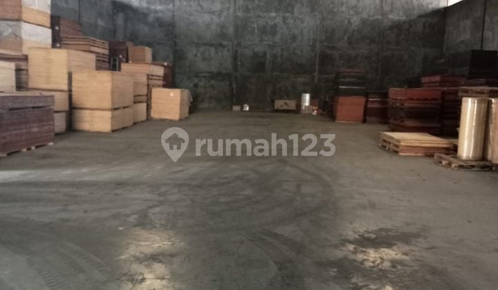 Disewakan Gudang 4000m2 Batu Cepet Daan Mogot