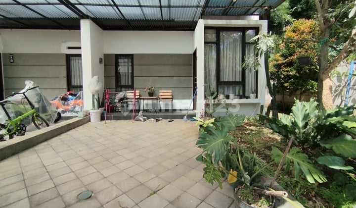 Rumah Dijual Cepat di Cluster Arcamanik Siap Hunikeamanan 24 Jam,One Gate System Lingkungan Nyaman Aman dan Asri Dekat dengan Berbagai Pasilitas Umum Spesifikasi Rumah;Luas Tanah 91 Meterluas Bangunan 50 Meter 2 Kamar Tidur 1 Kamar Mandi Air Sible Listrik