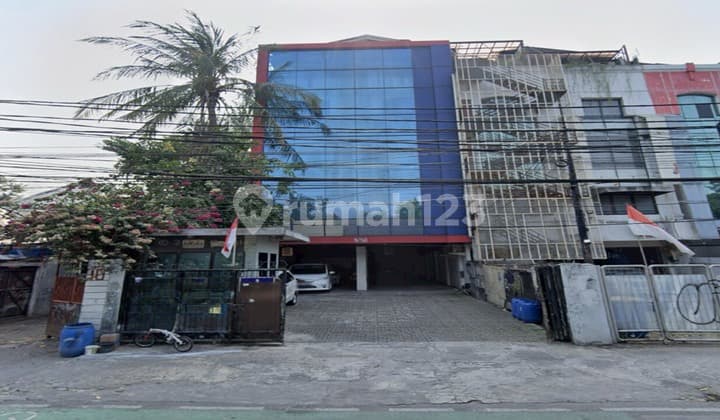 di GEDUNG KANTOR Jalan Minangkabau Barat No.8-8A Kel. Pasar Manggis, Kec. Setiabudi, Kota Jakarta Selatan, Setiabudi