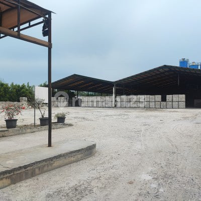 di Cocok Pabrik gudang. Jalan Tipar Cakung Gang Dani RT. 09 RW. 08, Kelurahan Cakung Barat, Kecamatan Cakung, Kota Jakarta Timur, Cakung