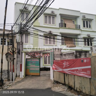di KOST BAGUS DAN AKTIF. Jalan Bangka IX B No. 35, Kel. Pela Mampang, Kec. Mampang Prapatan, Kotamadya Jakarta Selatan, Bangka
