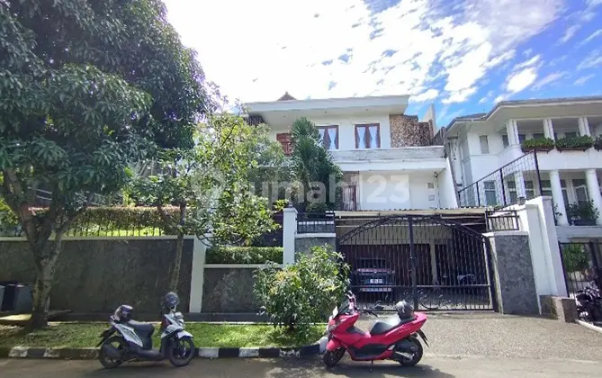 Strategic Three-Story House Near Commercial Area. Villa Duta, Jl. Sari Ibun No. 24, Baranangsiang Village, East Bogor District, Bogor City, West Java Province.
