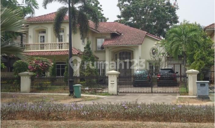 Rumah Luas Asri Lippo Karawaci. di Jl. Boulevard Palem Raya No.2208, Bencongan, Kec. Klp. Dua, Kabupaten Tangerang, Banten 15810, Lippo Karawaci