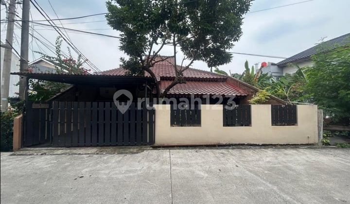 Hanya 1.5 Kilometer Dari Gate Tol Jatiwaringin. Perum. Curug Indah Ji. Elang Malindo X, Blok C.4 No. 32, Kelurahan Cipinang Melayu, Kecamatan Makasar, Kota Jakarta Timur,