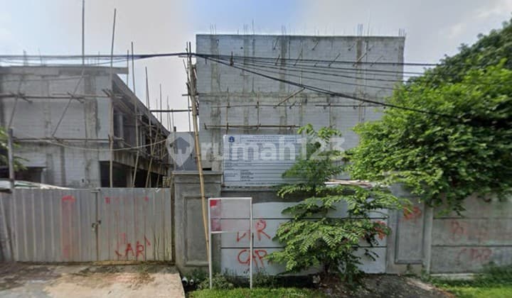 Kavling Luas Besar Sudah Ada Bangunan. Di Jl. Pulomas Timur, Kayu Putih, Pulogadung, Kota Jakarta Timur, Dki Jakarta, Indonesia, 13210, Pulomas