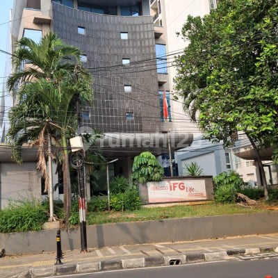 Di Gedung Menteng. Jl. Gondangdia Lama No. 41, Kelurahan Gondangdia, Kecamatan Menteng, Jakarta Pusat, Menteng