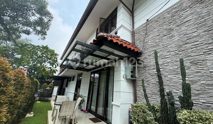 Rumah Mewah Hoek. di Komplek Bank Niaga. Jl. Niaga No. 19, Pejaten Barat, Pasar Minggu, Kota Jakarta Selatan, Dki Jakarta, Indonesia, 12510, Pejaten