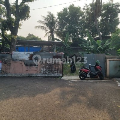 Tanah Kavling Luas. Cocok Buat Hunian Gudang. Jalan Tanah Kusir Iv No.67, Rt.002 Rw.009. Kelurahan Kebayoran Lama Selatan, Kecamatan Kebayoran Lama, Kota Jakarta Selatan