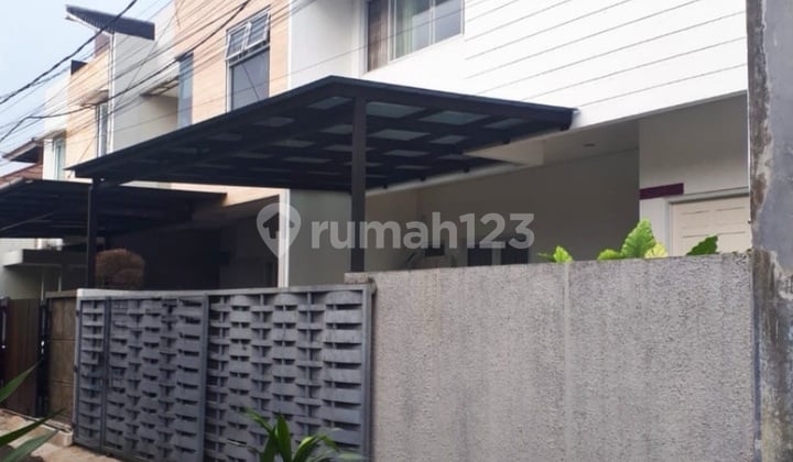 RUMAH WILAYAH BANYAK DICARI. SELANGKAH DARI RS MAYAPADA LEBAK BULUS