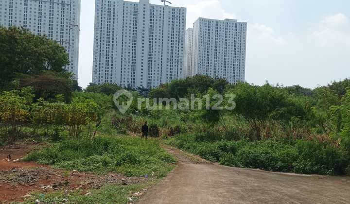 Dekat Mall Bassura Dan Kokas. Lahan Luas Cocok Buat Gedung. Jalan Jenderal Basuki Rahmat, Kelurahan Cipinang Besar Selatan, Kecamatan Jatinegara, Kota Jakarta Timur