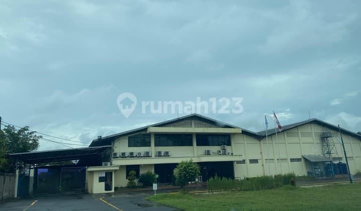 Pabrik Luas 3 Hektar. Jl. Raya Ciakar, Desa Ciakar, Kec. Panongan, Kab. Tangerang, Prov. Banten