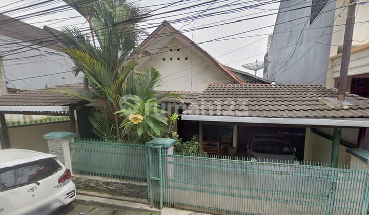 Hanya 500 Meter Dari Senopati. Di Jl. Kebalen V, Rawa Barat, Kebayoran Baru, Kota Jakarta Selatan, Dki Jakarta, Indonesia, 12180, Kebayoran Baru