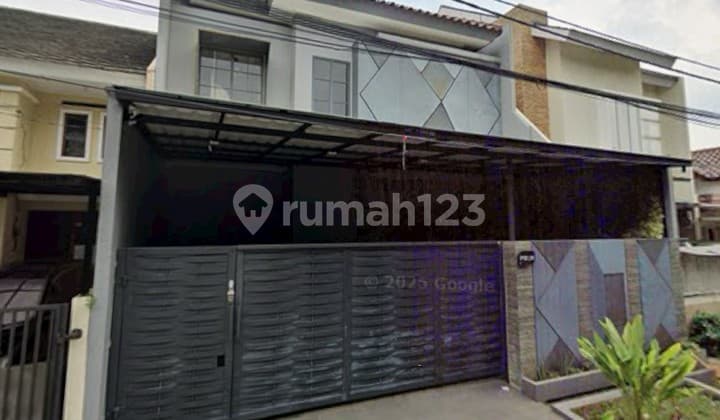 8 Menit ke Tol Bsd dan Pasar Modern. di Bsd Sektor 1.5 Jl. Lavionda Iii Blok F12, Lengkong Gudang Timur, Serpong, Kota Tangerang Selatan, Banten, Indonesia, 15321, Bsd