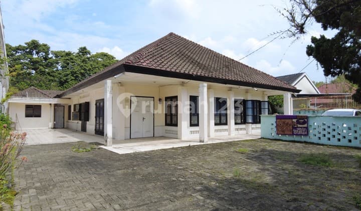 Disewakan Rumah Sangat Cocok Untuk Usaha Cafe