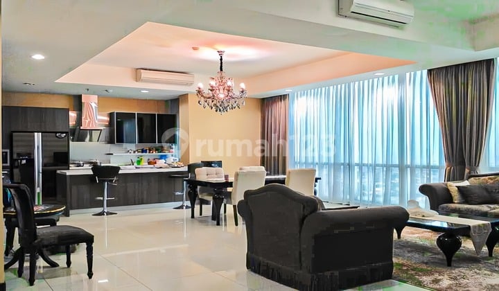 Penthouse Kemang Village 3 Kamar Tidur Furnished Bagus