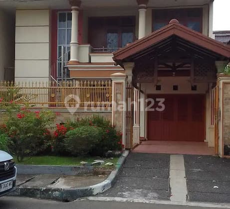 Dijual Rumah Mewah 2 Lantai Di Boulevard Banjar Wijaya Tangerang