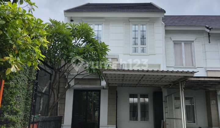 For Sale Nice Pinewood Cluster Malberry Banjar Wijaya House