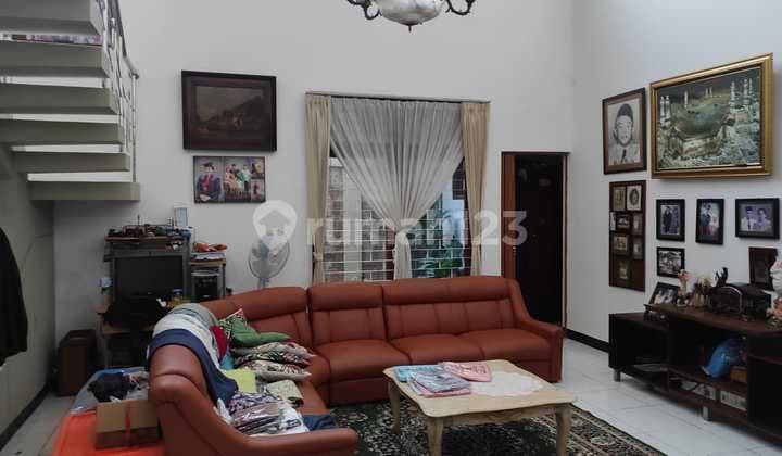 RUMAH SHM DI CIGADUNG BANDUNG UTARA 5 MENIT KE PUSAT KOTA