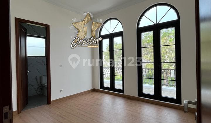 Rumah Mewah 2 Lantai Strategis BSD City