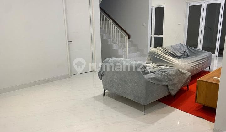 Rumah American Classic Lt180 di Perbatasan BSD & Gading Serpong