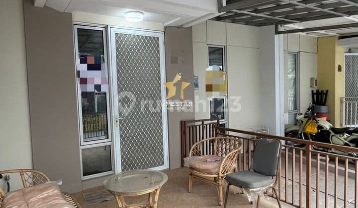 Rumah Ada Teras, Kitchen Set, Ac Dekat Ruko Aniva Gading Serpong
