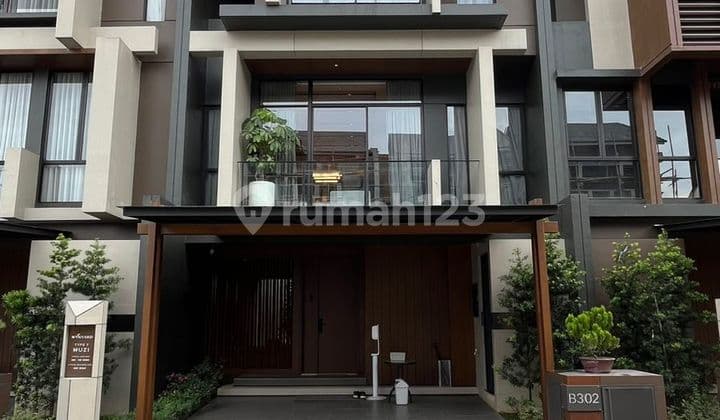 Rumah Hook 3 Lantai Free PPN di BSD Siap Huni Segera