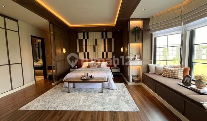 Rumah European Classic Summarecon Serpong Dekat Danau Springs