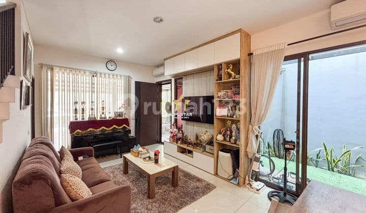 Rumah 4 Kamar Furnished Rapi Lgsg Huni Di Mozia Dekat Ipeka Bsd