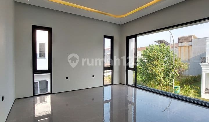 Rumah Hook Lt 200an Bangunan Mandiri Dekat Aeon Mal & Tol Bsd