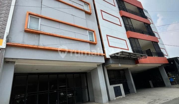 Boarding House Behind Betsaida Hospital, Serpong Building