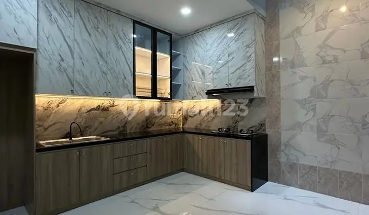 Rumah Baru 2 1/2 Lantai Di Cluster Nara Nuansa Jepang